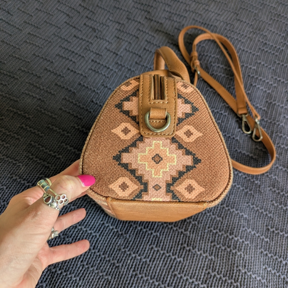 Wrangler Brown Western Handbag - Picture 12 of 15